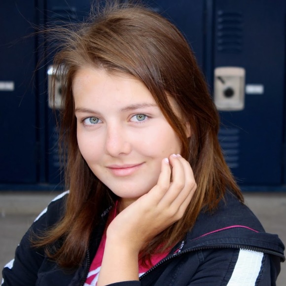 Meet your Posher, Michelle - Picture 1 of 1